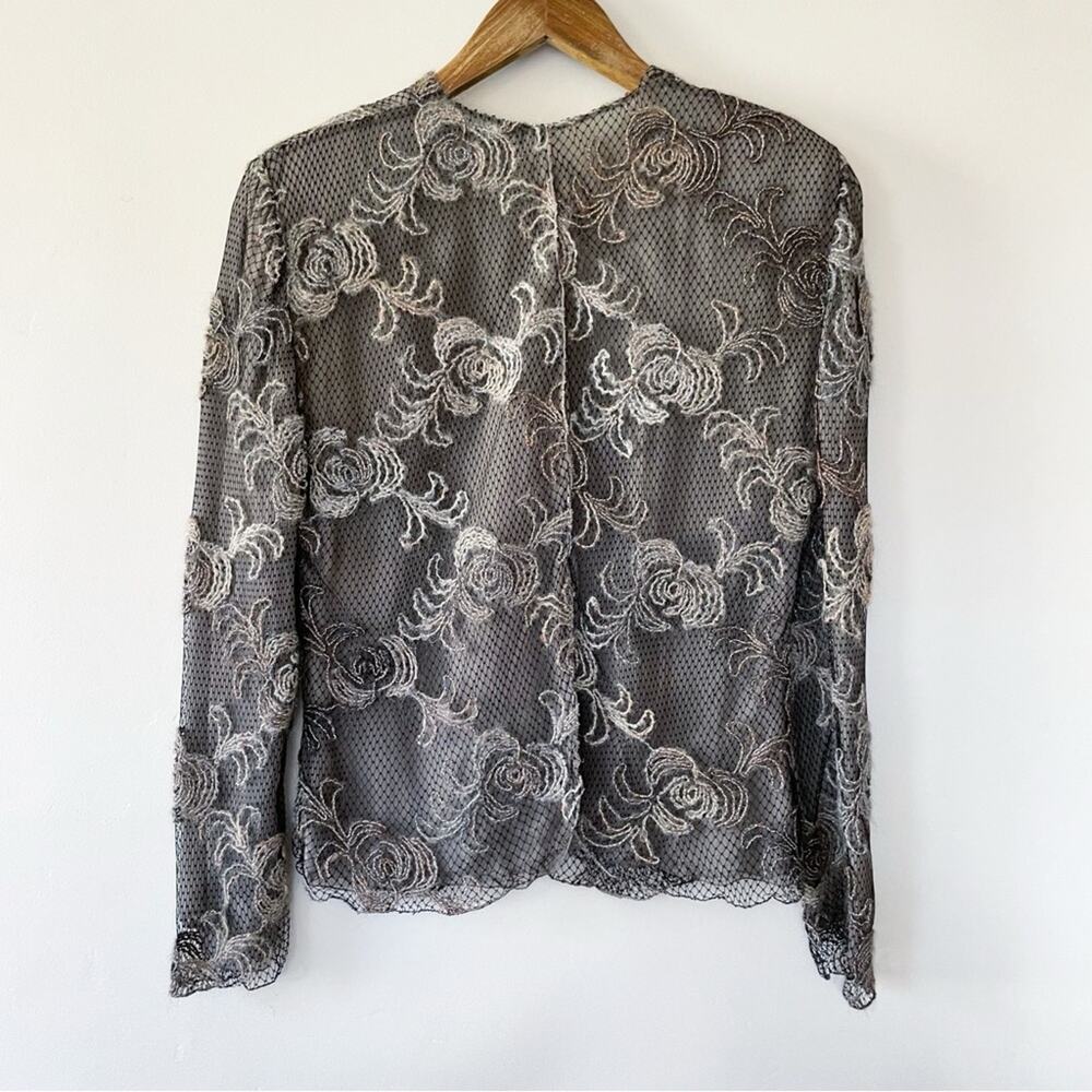 Giorgio Armani Vintage Sheer Floral Lace Top Size 10
GUC